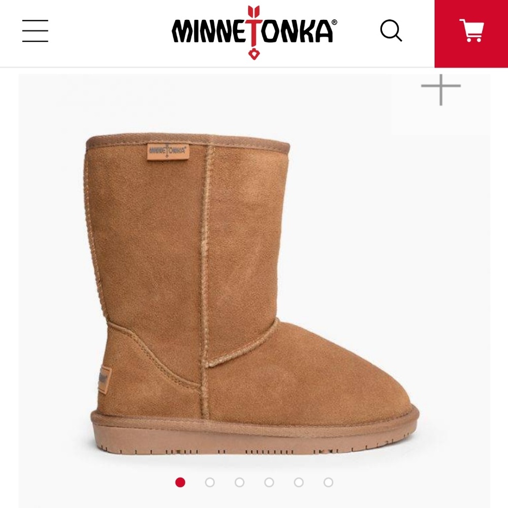 Minnetonka Womans tan Olympia Boots